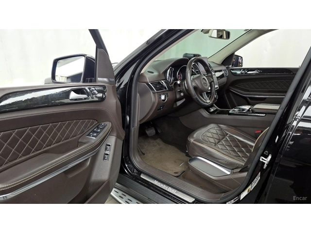 Mercedes-Benz GLS 500 ПАМЕТ* ОБДУХВАНЕ* ПОДГРЕВ* 360 КАМЕРА* - автомобили, коли, обяви за нови и употребявани 9