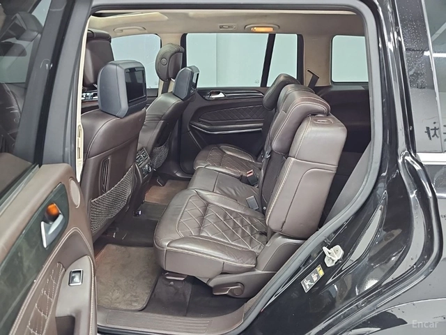 Mercedes-Benz GLS 500 4MATIC* КОЖА* ПОДГРЕВ* ОБДУХВ* BURMASTER* PANO* 36 - автомобили, коли, обяви за нови и употребявани 11
