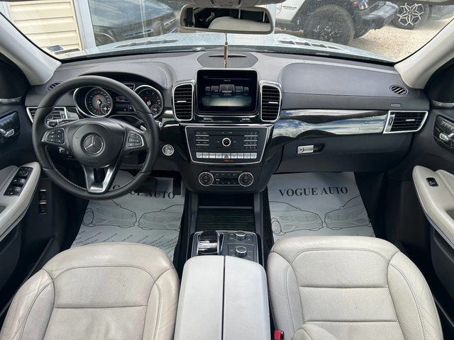 Mercedes-Benz GLS 500 AMG* PANO* 360* TV* MEMORY* H/K* - автомобили, коли, обяви за нови и употребявани 4