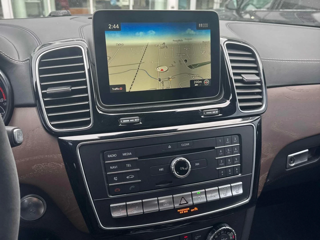 Mercedes-Benz GLS 63 AMG 63AMG* Harman/Kardon* 360View* Обдух* Подгрев* Пан - автомобили, коли, обяви за нови и употребявани 8