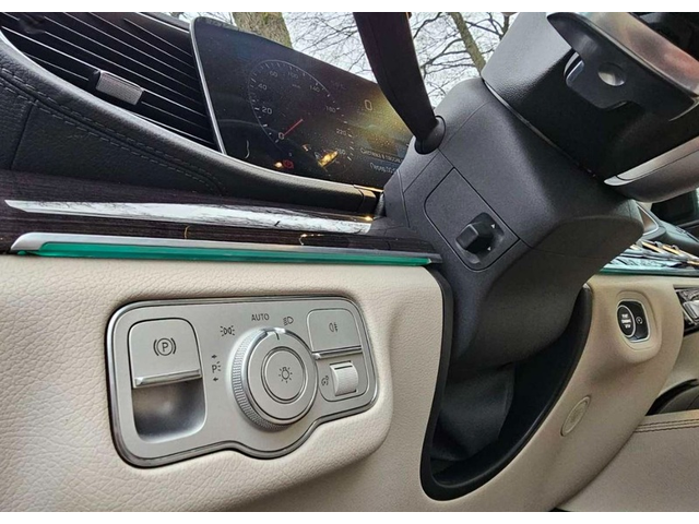 Mercedes-Benz GLS GLS 400d 4Matic AMG Line - автомобили, коли, обяви за нови и употребявани 7