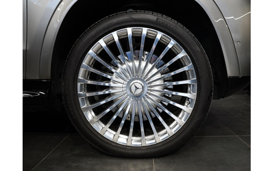 mercedes-benz-gls-gls-600-4matic-maybach - 3