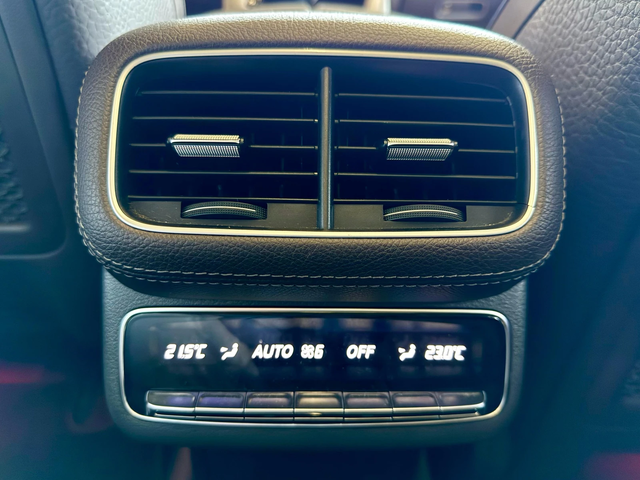 Mercedes-Benz GLS580 TwoTone* Maybach* TV* Масаж* Обдухване* ЛИЗИНГ* - автомобили, коли, обяви за нови и употребявани 13