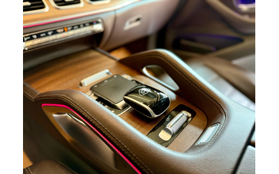 Mercedes-Benz GLS580 TwoTone* Maybach* TV* Масаж* Обдухване* ЛИЗИНГ* - автомобили, коли, обяви за нови и употребявани 9