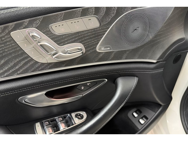 Mercedes-Benz GT
63 GT
63 4Matic+ - автомобили, коли, обяви за нови и употребявани 8