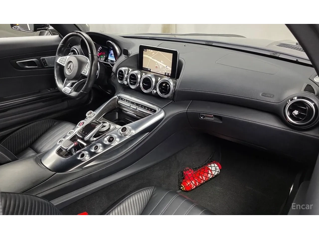 Mercedes-Benz GT - автомобили, коли, обяви за нови и употребявани 4