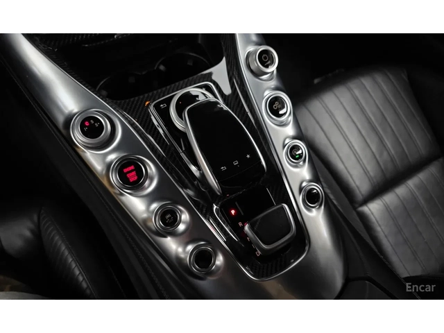 Mercedes-Benz GT - автомобили, коли, обяви за нови и употребявани 9