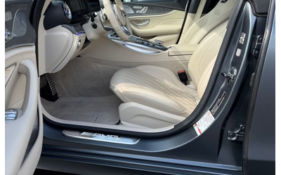 mercedes-benz-gt-gt-4-door-63-4matic - 5