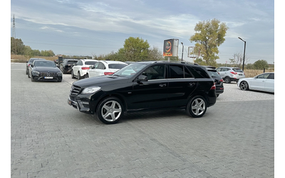 mercedes-benz-ml-250 - 1