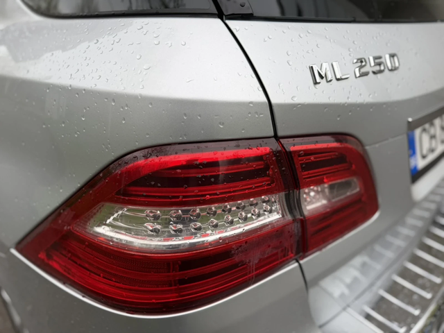 Mercedes-Benz ML 250 CDI - автомобили, коли, обяви за нови и употребявани 15