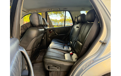 Mercedes-Benz ML 270 Автоматик* Автопилот* Ел Седалки* Кожа* ТОП - автомобили, коли, обяви за нови и употребявани 11