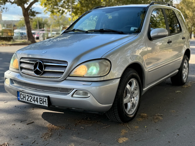 Mercedes-Benz ML 270 Автоматик* Автопилот* Ел Седалки* Кожа* ТОП - автомобили, коли, обяви за нови и употребявани 4