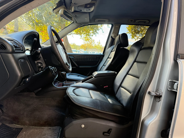 Mercedes-Benz ML 270 Автоматик* Автопилот* Ел Седалки* Кожа* ТОП - автомобили, коли, обяви за нови и употребявани 7