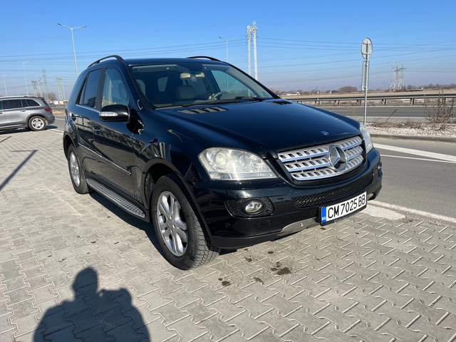 Mercedes-Benz ML 320CDI - автомобили, коли, обяви за нови и употребявани 1