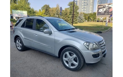 mercedes-benz-ml-320 - 1