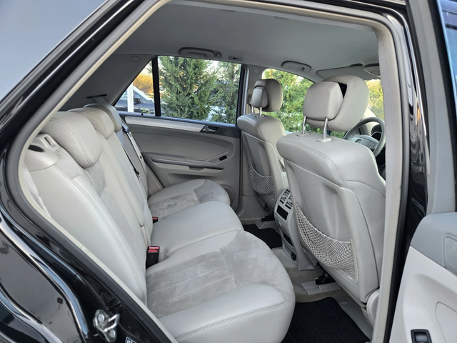 Mercedes-Benz ML 320 3.0CDI-224кс= АВТОМАТ= 4MATIC= AIR= NAVI - автомобили, коли, обяви за нови и употребявани 12