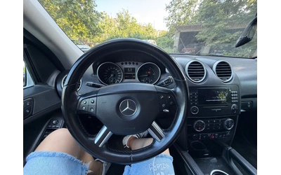 Mercedes-Benz ML 320 ПРОМО* ЦЕНА* Кожа* 7G - автомобили, коли, обяви за нови и употребявани 11