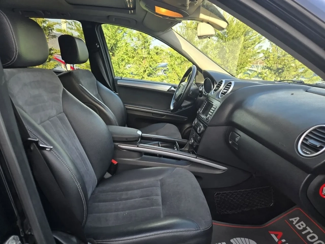 Mercedes-Benz ML 320 3.0CDI-224кс= OFFROAD PACK= ШИБЕДАХ= ПОДГРЕВ - автомобили, коли, обяви за нови и употребявани 13