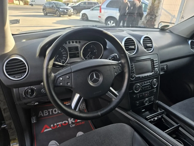 Mercedes-Benz ML 320 3.0CDI-224кс= OFFROAD PACK= ШИБЕДАХ= ПОДГРЕВ - автомобили, коли, обяви за нови и употребявани 7