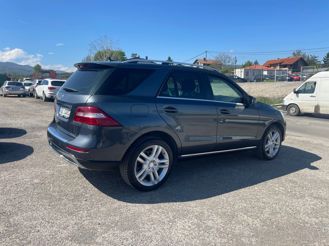 Mercedes-Benz ML 350 3.5/  ЛИЗИНГ!! - автомобили, коли, обяви за нови и употребявани 8