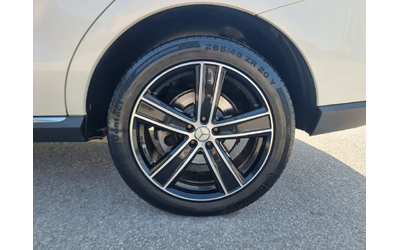 Mercedes-Benz ML 350 Panorama* AMG* Keyless* Distronic* Camera* - автомобили, коли, обяви за нови и употребявани 16