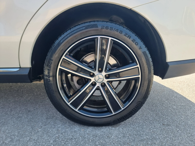 Mercedes-Benz ML 350 Panorama* AMG* Keyless* Distronic* Camera* - автомобили, коли, обяви за нови и употребявани 16