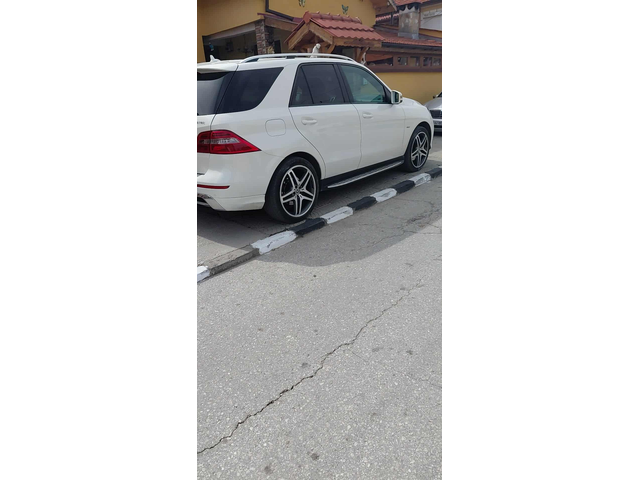 Mercedes-Benz ML 350, 2012 г., 220 км, 258 к.с. - автомобили, коли, обяви за нови и употребявани 2