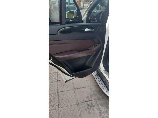 Mercedes-Benz ML 350, 2012 г., 220 км, 258 к.с. - автомобили, коли, обяви за нови и употребявани 8