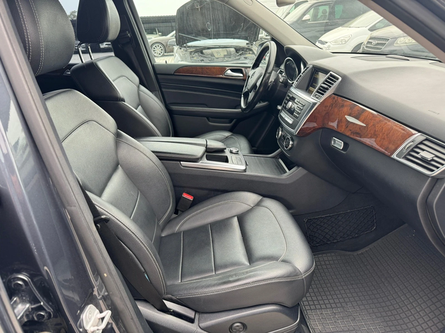 Mercedes-Benz ML 350 AMG* CAMERA* PODGREV* LINEASIT* LEDD* LIZING - автомобили, коли, обяви за нови и употребявани 7