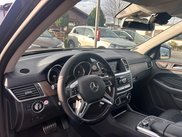 Mercedes-Benz ML 350 CDI 4MATIC/AIRMATIC/NAVI/KOJA EURO 6 - автомобили, коли, обяви за нови и употребявани 12