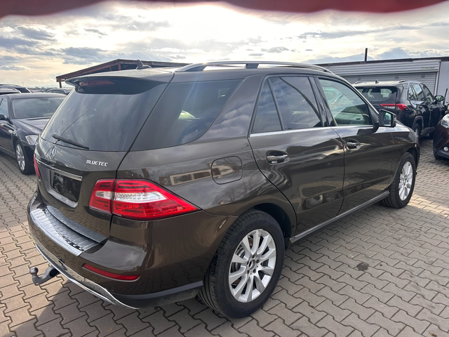 Mercedes-Benz ML 350 CDI 4MATIC/AIRMATIC/NAVI/KOJA EURO 6 - автомобили, коли, обяви за нови и употребявани 5