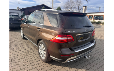 Mercedes-Benz ML 350 CDI 4MATIC/AIRMATIC/NAVI/KOJA EURO 6 - автомобили, коли, обяви за нови и употребявани 7
