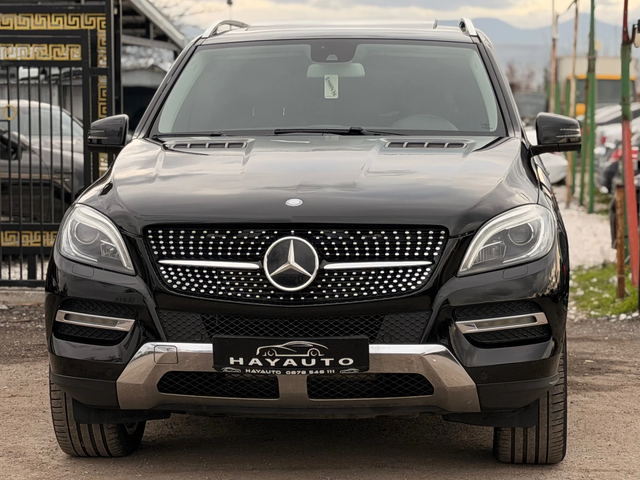 Mercedes-Benz ML 350 BlueTEC= 4Matic= Sport= 3xTV= Distronic= Camera= - автомобили, коли, обяви за нови и употребявани 0