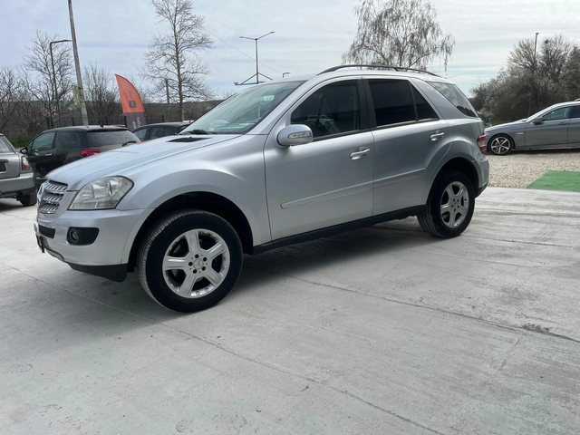 Mercedes-Benz ML 350 Италия на пружини - автомобили, коли, обяви за нови и употребявани 3