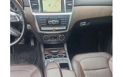 Mercedes-Benz ML 350 d* AMG-pack* 20"* Въздух* Обдух* Harman* 360* - автомобили, коли, обяви за нови и употребявани 6