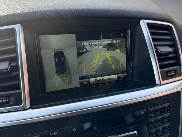 Mercedes-Benz ML 350 BlueTec* Harman/Kardon* 360View* Подгрев* Пано - автомобили, коли, обяви за нови и употребявани 9