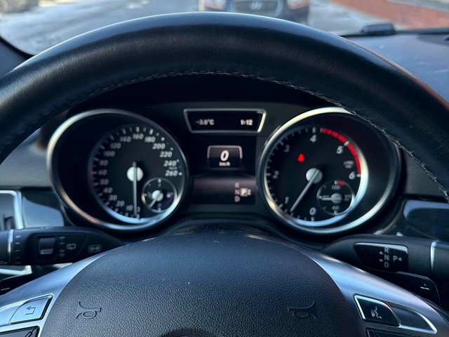 Mercedes-Benz ML 350 4M* AMG-pkg* Пано* Подгрев* 360View* Harman/Kardon - автомобили, коли, обяви за нови и употребявани 6