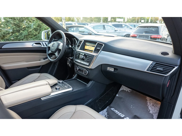 Mercedes-Benz ML 350 D 4 MATIC FULL AMG PACK ЛИЗИНГ 100% - автомобили, коли, обяви за нови и употребявани 13