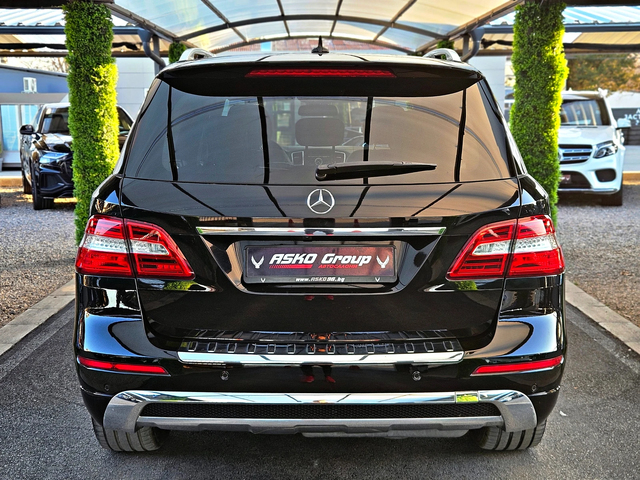 Mercedes-Benz ML 350 AMG/GERMANY/PANO/CAMERA/ПОДГРЕВ/ПАМЕТ/AMBIENT/LIZI - автомобили, коли, обяви за нови и употребявани 5