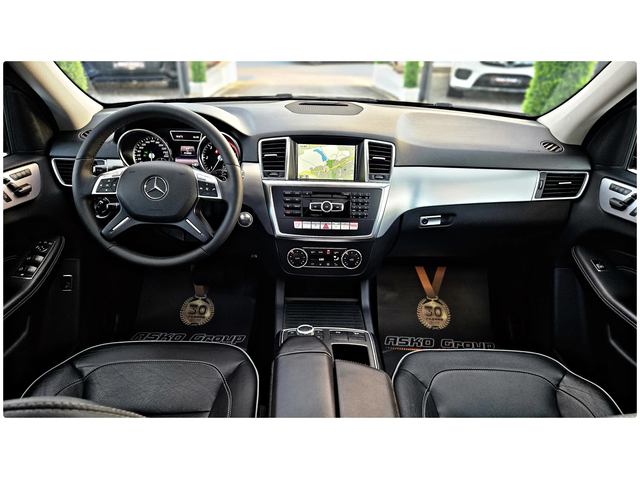 Mercedes-Benz ML 350 AMG/GERMANY/PANO/CAMERA/ПОДГРЕВ/ПАМЕТ/AMBIENT/LIZI - автомобили, коли, обяви за нови и употребявани 8