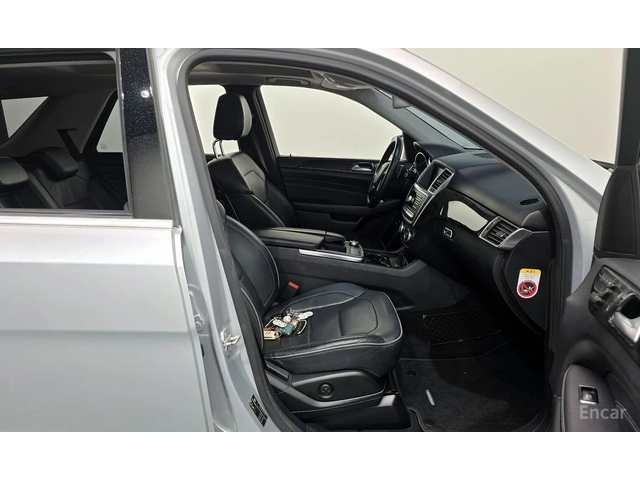 Mercedes-Benz ML 350 4MATIC* BLUETEC* ПОДГРЕВ* ОБДУХВАНЕ* ПАНОРАМА - автомобили, коли, обяви за нови и употребявани 8