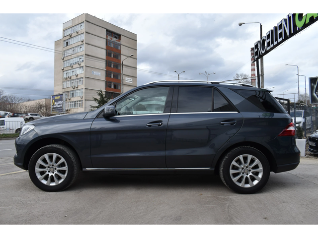 Mercedes-Benz ML 350 AIRMATIC* FULL-LED - автомобили, коли, обяви за нови и употребявани 1
