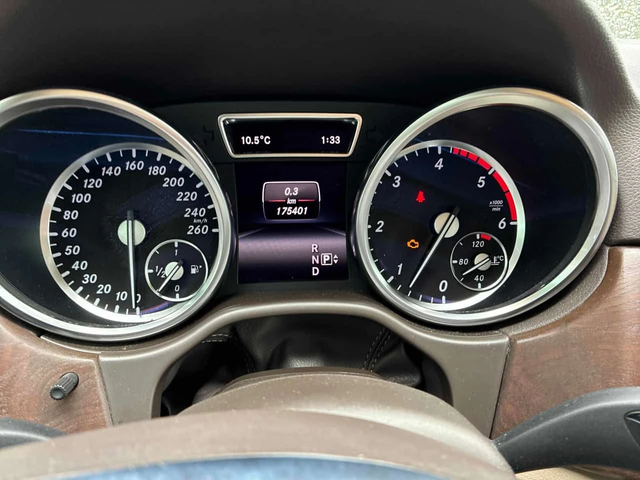 Mercedes-Benz ML 350 * BlueTEC * ПРЕДСТАВИТЕЛСТВО * 360 * ПАМЕТ * ПОДГР - автомобили, коли, обяви за нови и употребявани 7