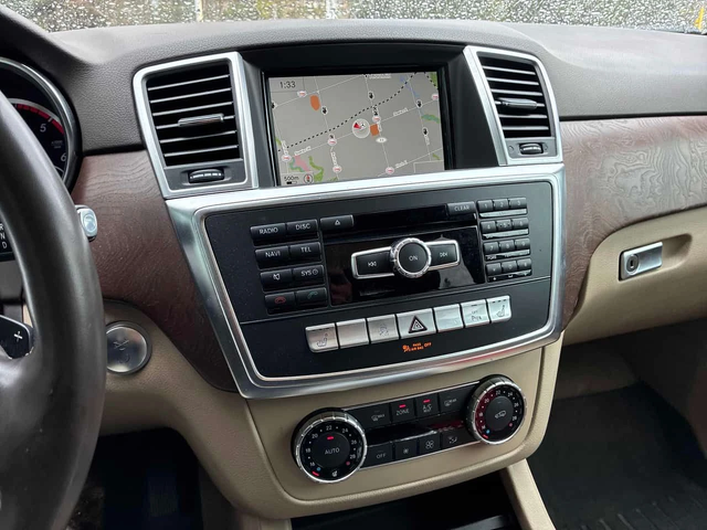 Mercedes-Benz ML 350 * BlueTEC * ПРЕДСТАВИТЕЛСТВО * 360 * ПАМЕТ * ПОДГР - автомобили, коли, обяви за нови и употребявани 8