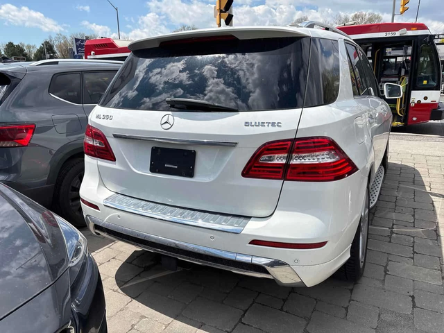 Mercedes-Benz ML 350 | BlueTEC | 360 | HARMAN KARDON | ПОДГРЕВ | - автомобили, коли, обяви за нови и употребявани 3