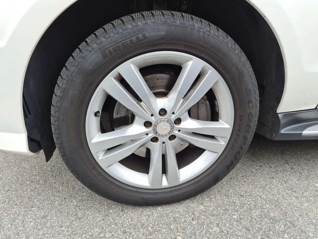 Mercedes-Benz ML 350 BLUETEC * HARMAN/KARDON* PANORAMA* - автомобили, коли, обяви за нови и употребявани 5