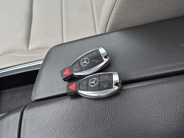 Mercedes-Benz ML 350 BLUETEC * HARMAN/KARDON* PANORAMA* - автомобили, коли, обяви за нови и употребявани 7