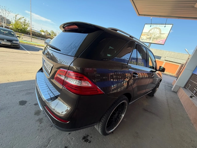 Mercedes-Benz ML 350 AMG* Sport* Кожа* Камера - автомобили, коли, обяви за нови и употребявани 14