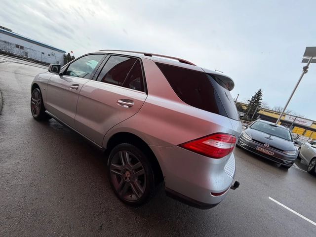 Mercedes-Benz ML 350 AMG* LED* ТЕГЛИЧ* НА* ПРУЖИНИ - автомобили, коли, обяви за нови и употребявани 6