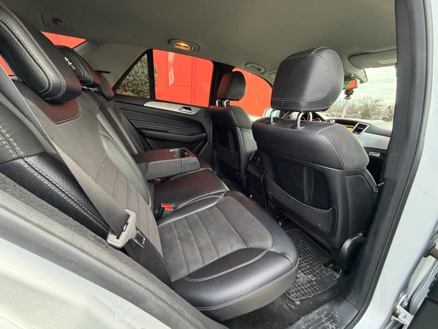 Mercedes-Benz ML 350 AMG* LED* ТЕГЛИЧ* НА* ПРУЖИНИ - автомобили, коли, обяви за нови и употребявани 7